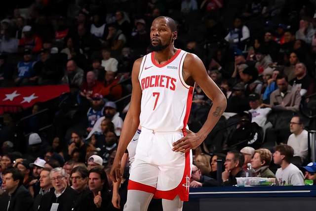 开云体育下载APP-火箭加时惜败76人凸显两点：杜兰特不是詹姆斯，乌度卡需控卫支援